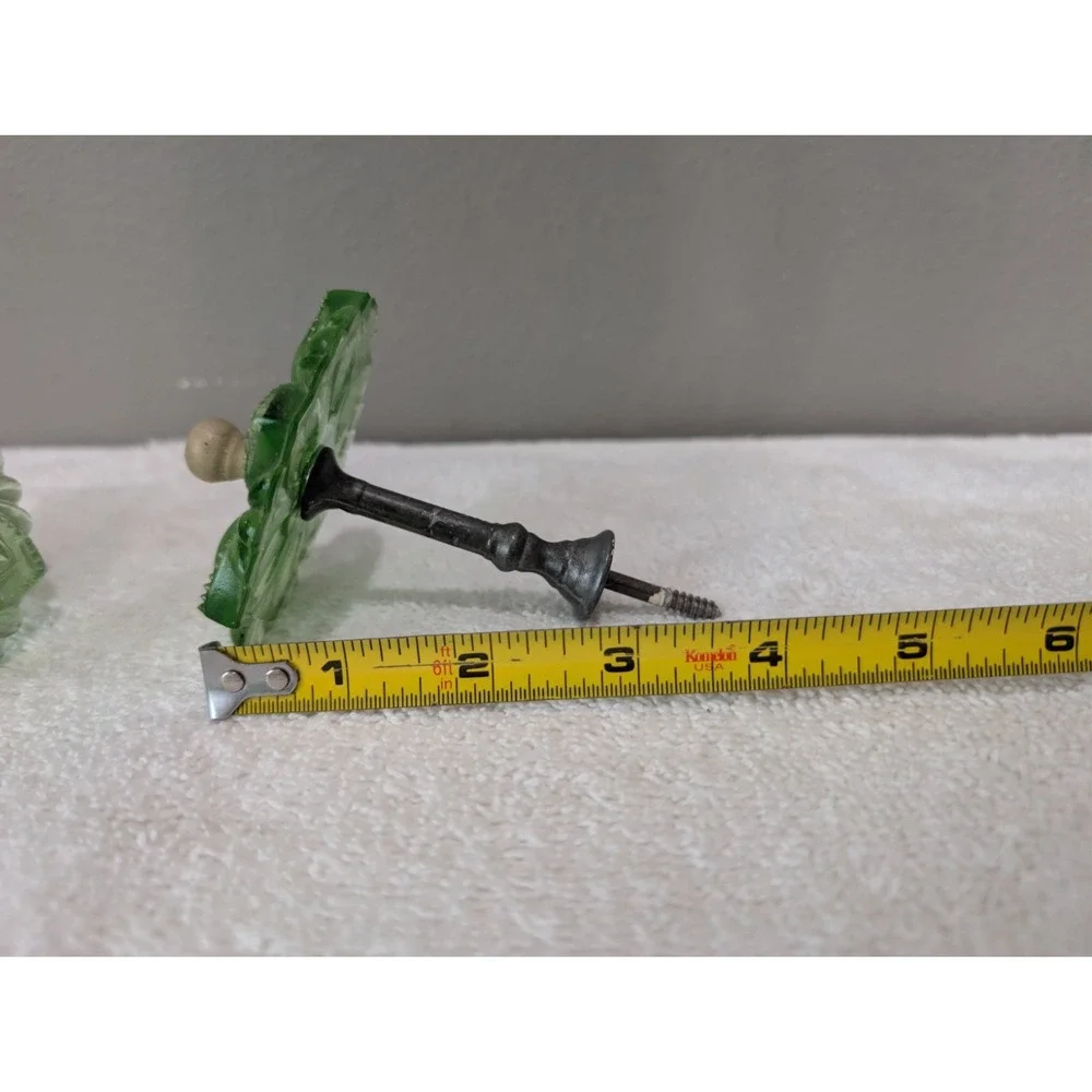 Antique Pressed Sandwich Glass Green Depression Curtain Tie Backs Rosettes Lot